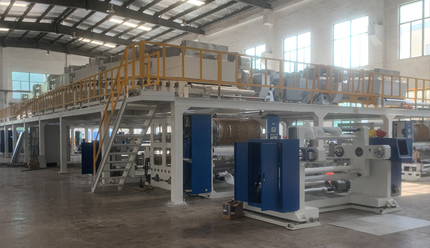 塗布機(jī)擠出塗層技術的(de)功能(néng)與特點是怎樣的?